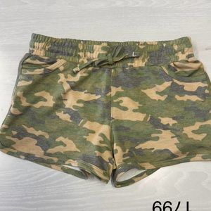 Joe’s Jeans‎ girl Size Large 12/14 Camo lounge shorts New without tags